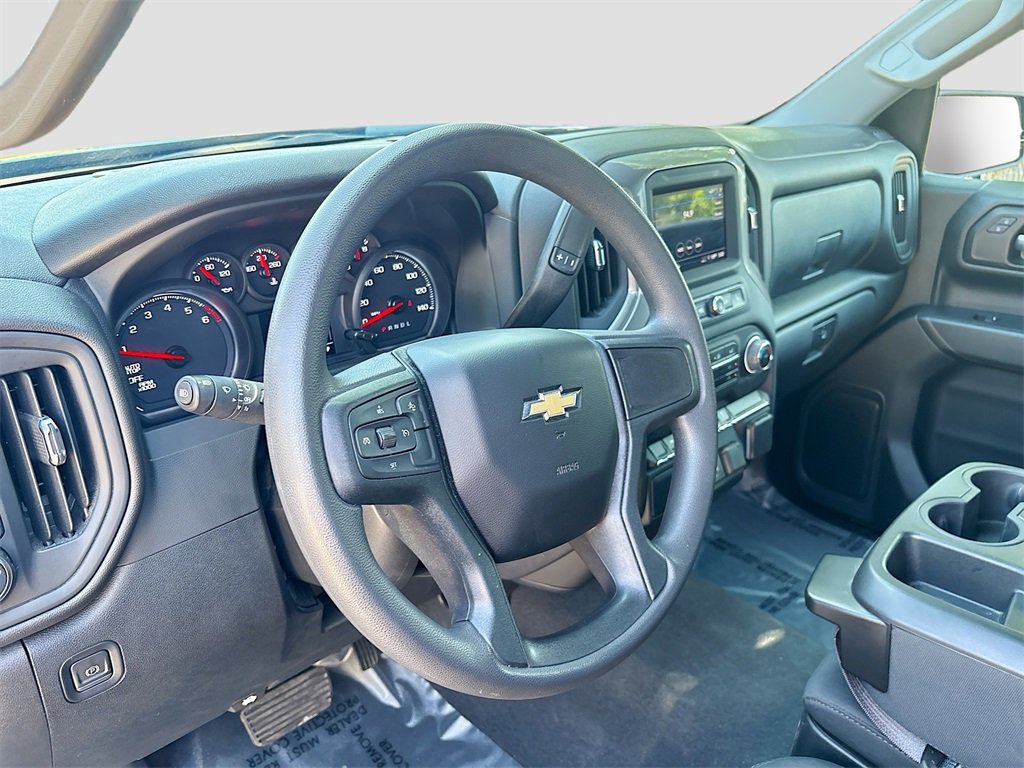 Used 2024 Chevrolet Silverado 1500 Custom image 9