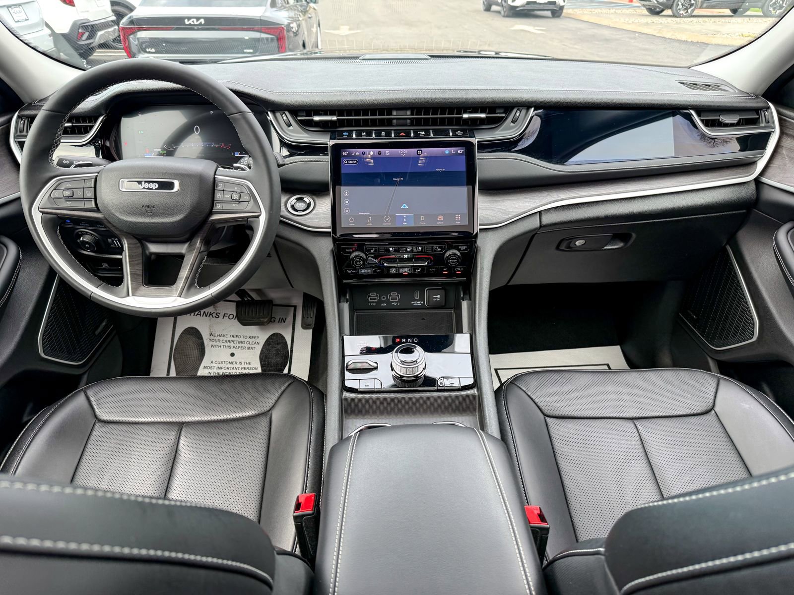 Used 2023 Jeep Grand Cherokee 30th Anniversary image 36