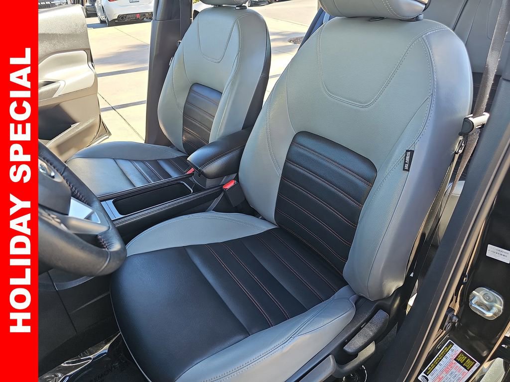 Used 2021 Nissan Kicks SR w/ SR Premium Package image 14