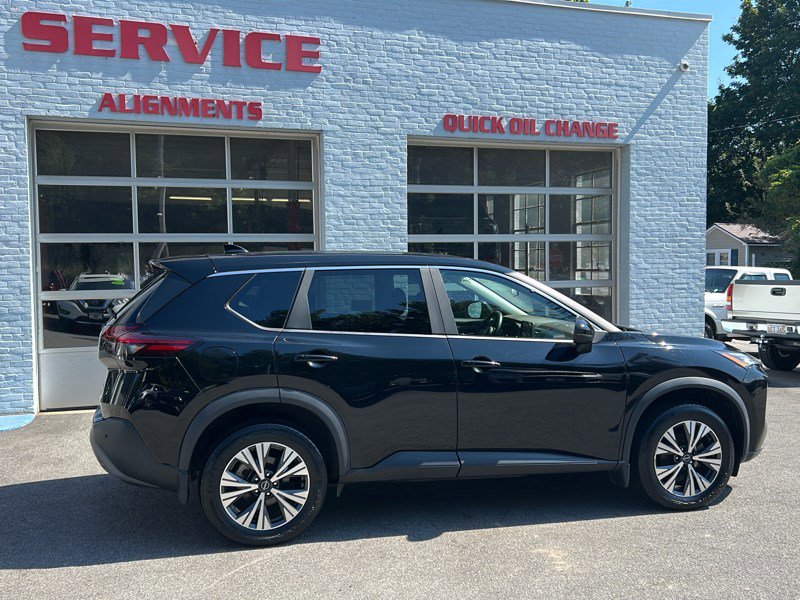 Used 2022 Nissan Rogue SV image 8