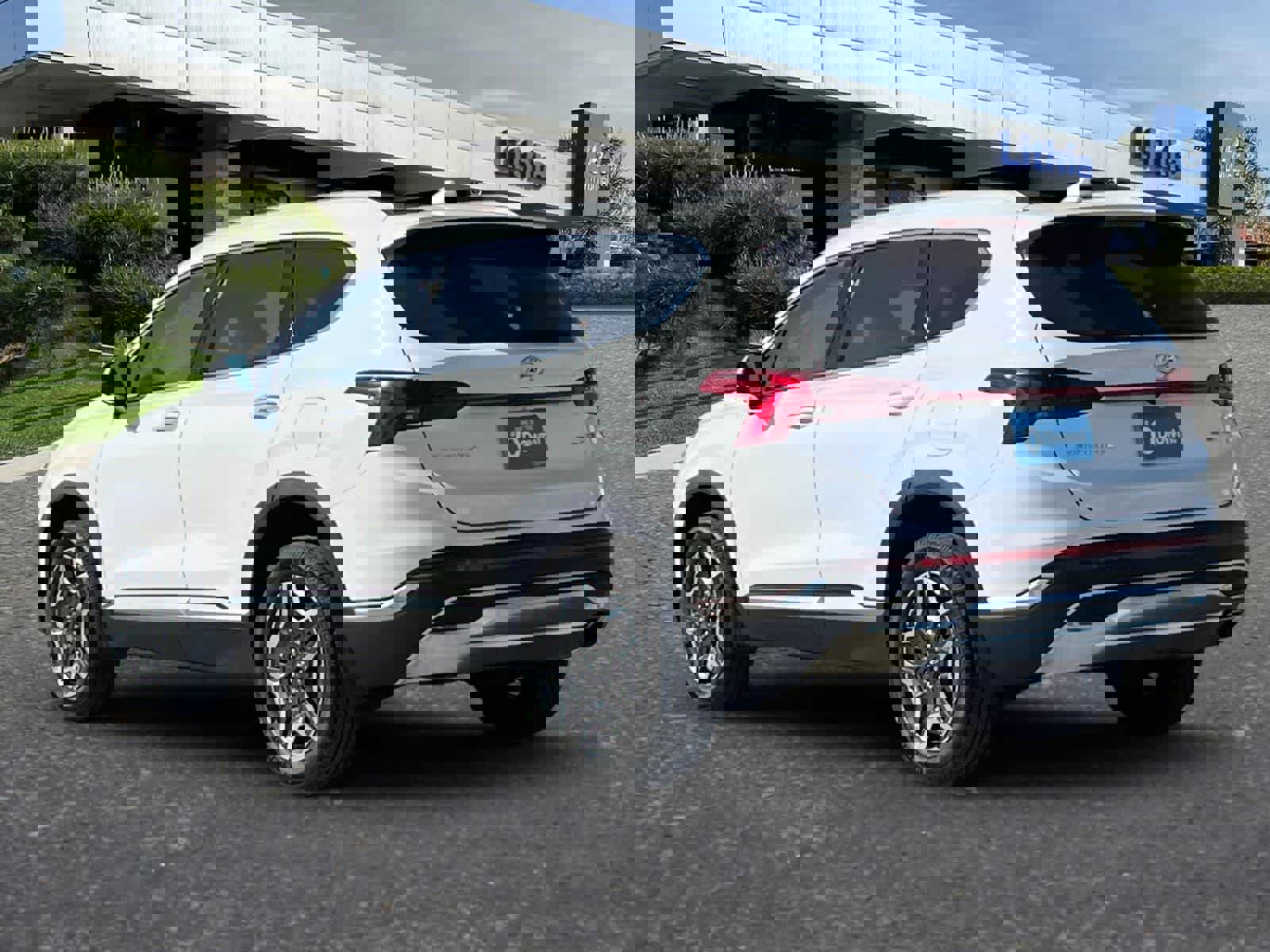 Certified 2023 Hyundai Santa Fe Limited w/ Winter Weather Package AWD/4WD image 7