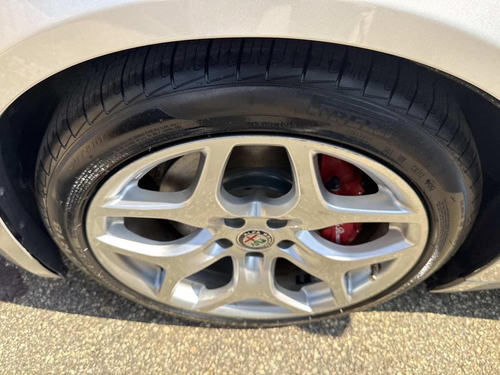 Used 2021 Alfa Romeo Giulia Ti w/ Active Assist 2 Package TI RWD image 11
