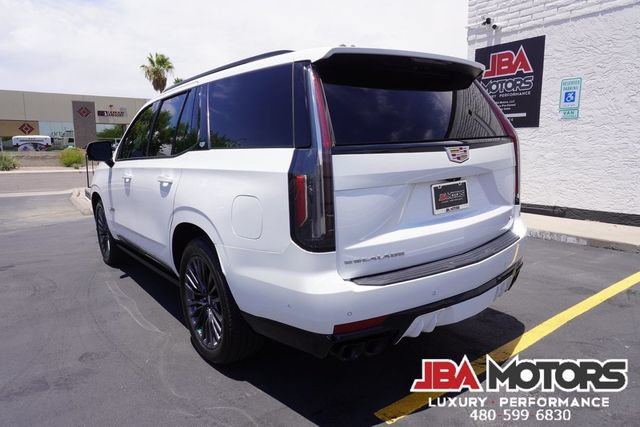 Used 2023 Cadillac Escalade V AWD/4WD image 59