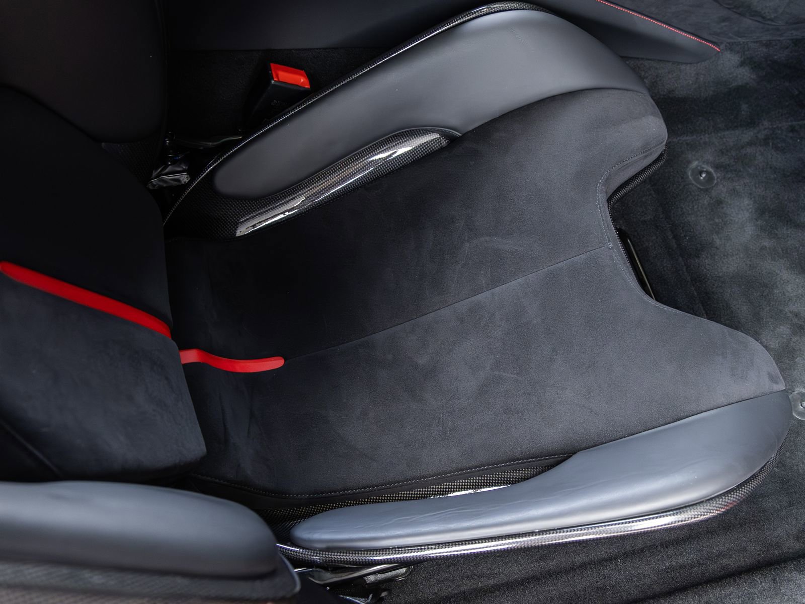 Used 2021 Ferrari SF90 Stradale image 45