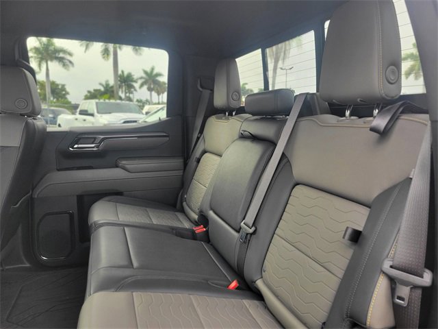 Used 2023 Chevrolet Silverado 1500 ZR2 w/ Technology Package image 8