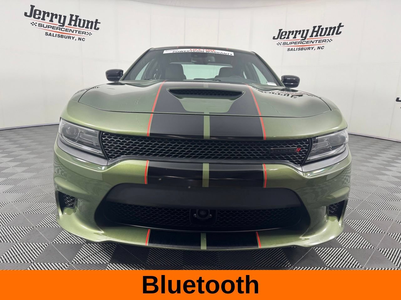 Used 2023 Dodge Charger R/T w/ Performance Handling Group RWD image 4