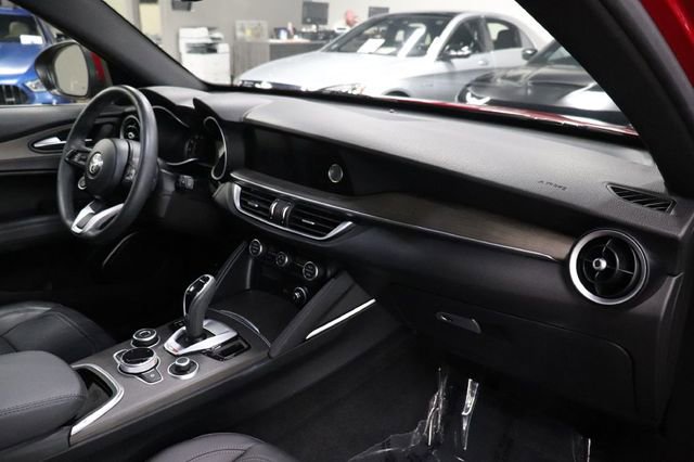 Used 2022 Alfa Romeo Stelvio Ti w/ Active Assist Plus Package image 26