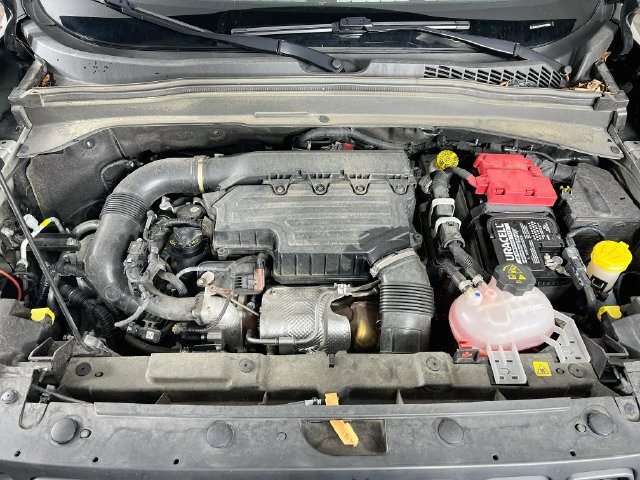 Used 2023 Jeep Renegade Trailhawk AWD/4WD image 27