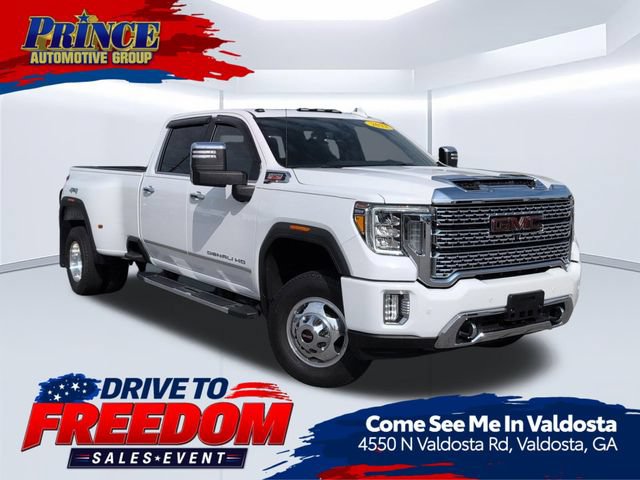 Used 2022 GMC Sierra 3500 Denali w/ Denali Ultimate Package AWD/4WD image 1
