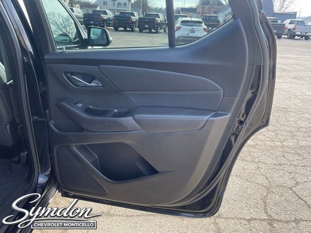 Used 2023 Chevrolet Traverse Premier w/ Redline Edition AWD/4WD image 25