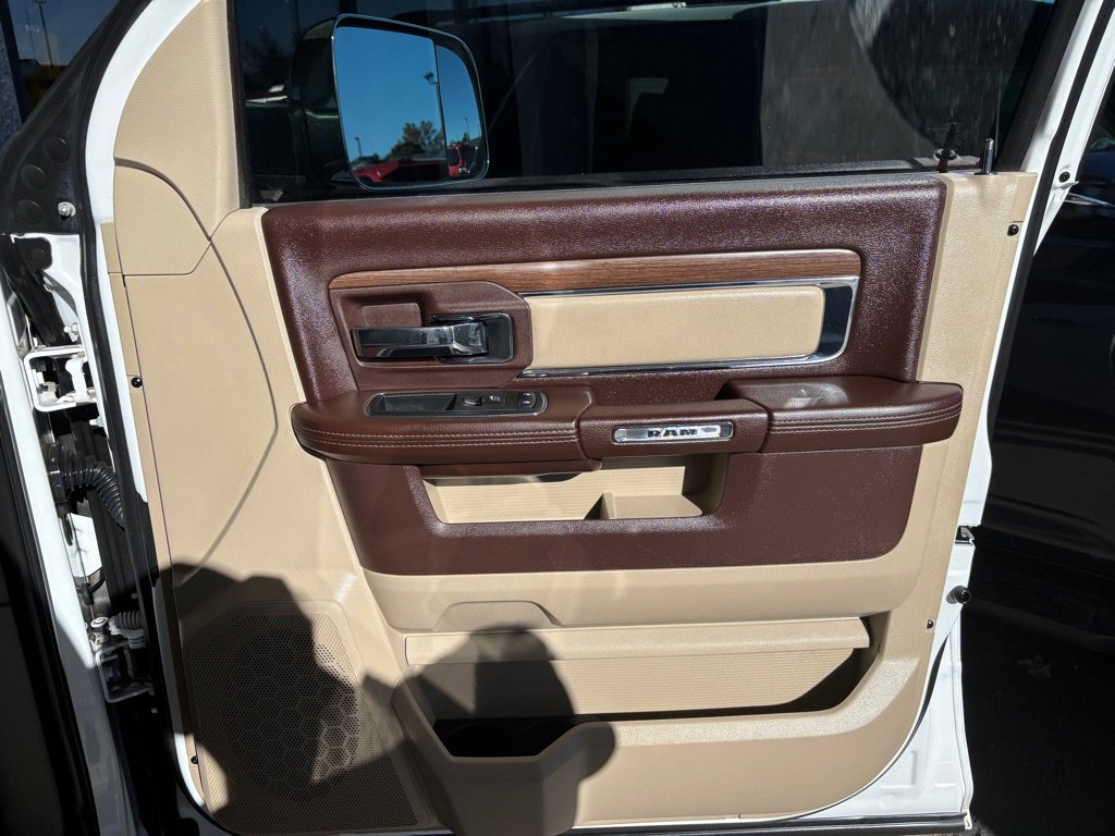 Used 2016 RAM 2500 Laramie w/ Convenience Group image 31