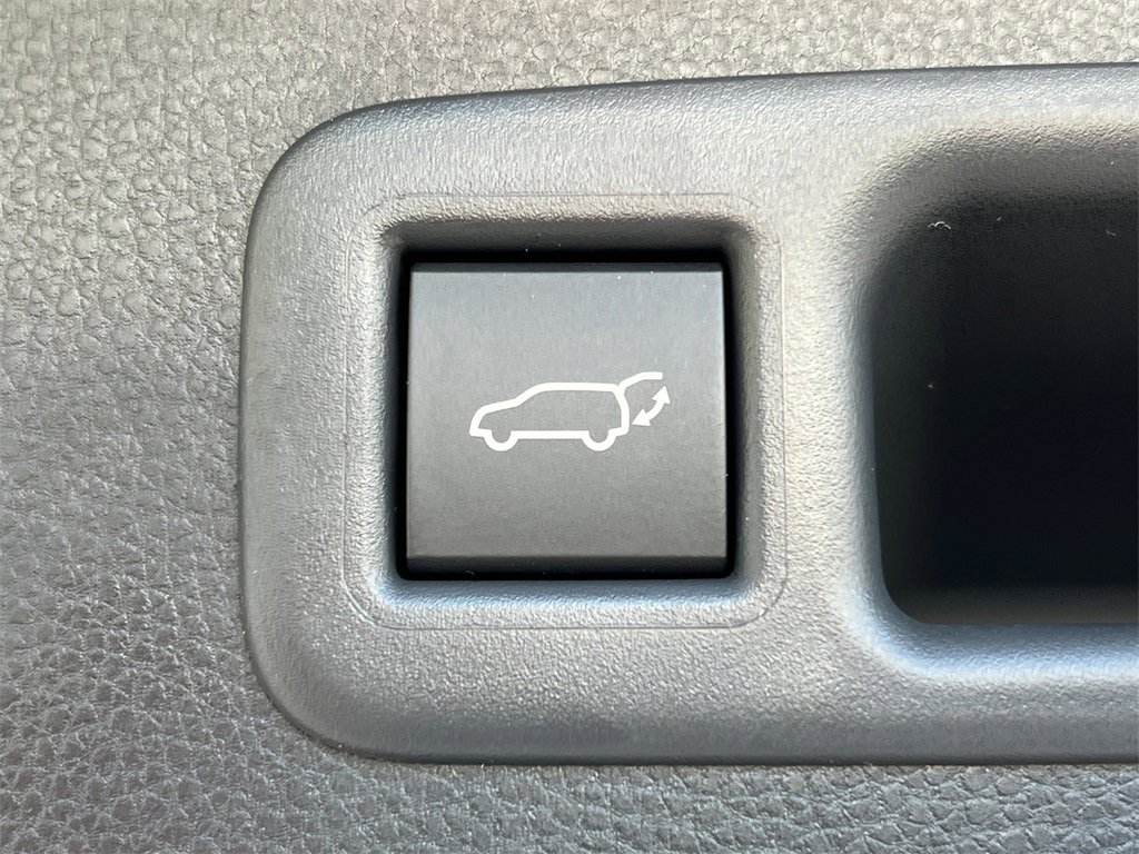New 2026 Toyota Highlander XLE image 19