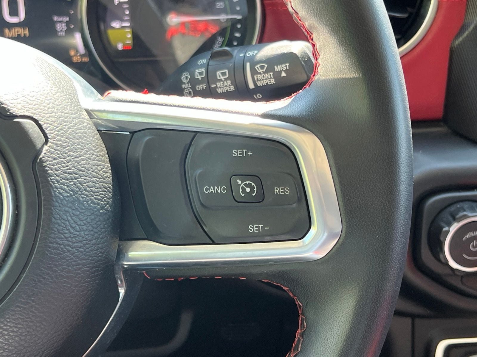 Used 2023 Jeep Wrangler Unlimited Rubicon 4xe AWD/4WD image 26