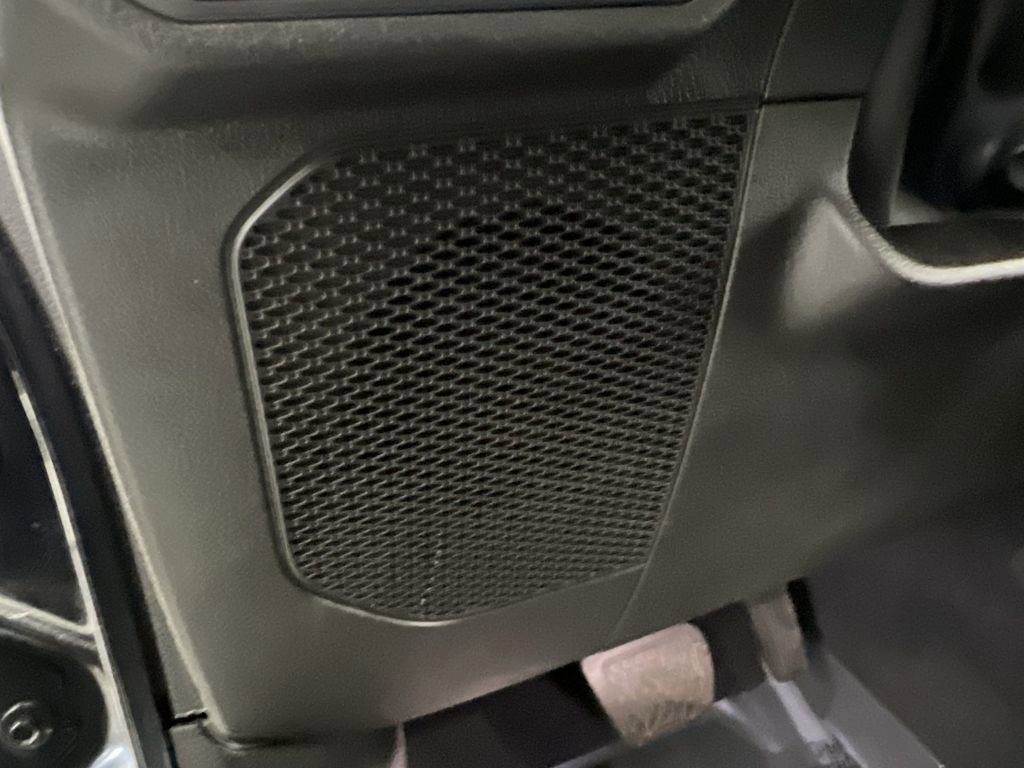 Used 2024 Jeep Wrangler Unlimited w/ Convenience Group image 23