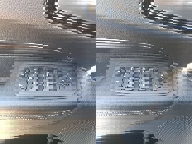 Used 2023 Dodge Durango SXT Launch Edition image 13