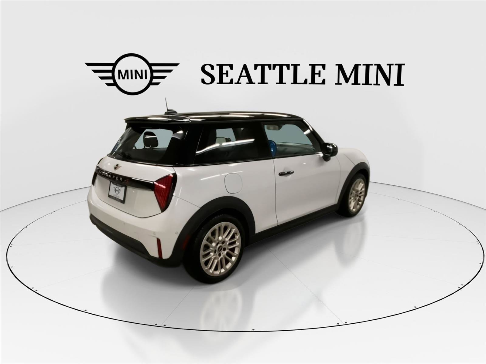 Certified 2025 MINI Cooper S image 11
