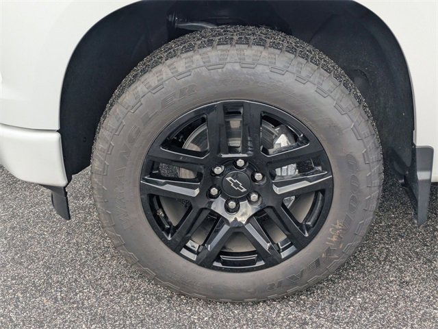 New 2026 Chevrolet Silverado 1500 Custom w/ Turbomax Blackout Package image 7