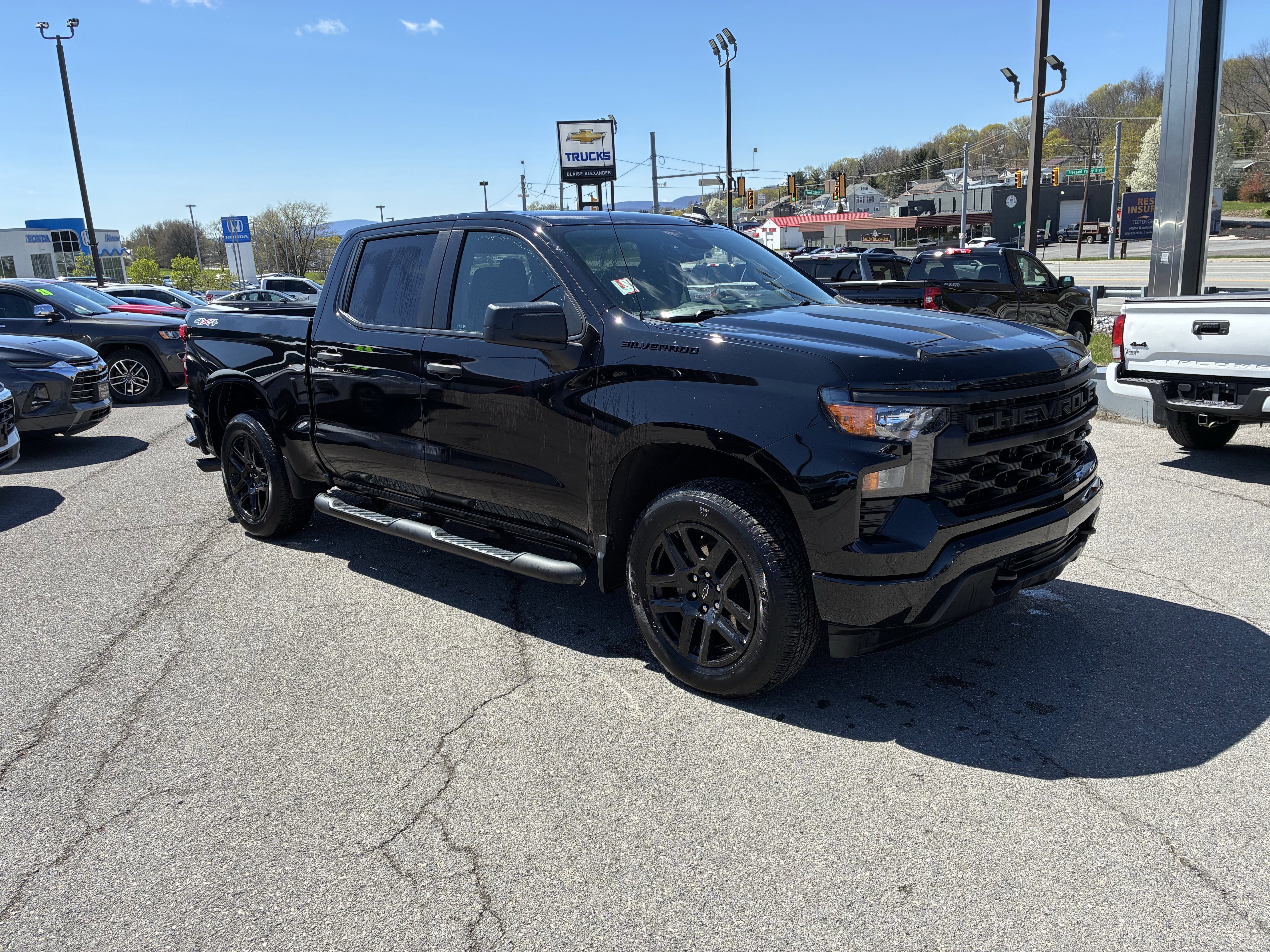 Used 2024 Chevrolet Silverado 1500 Custom w/ Rally Edition image 25
