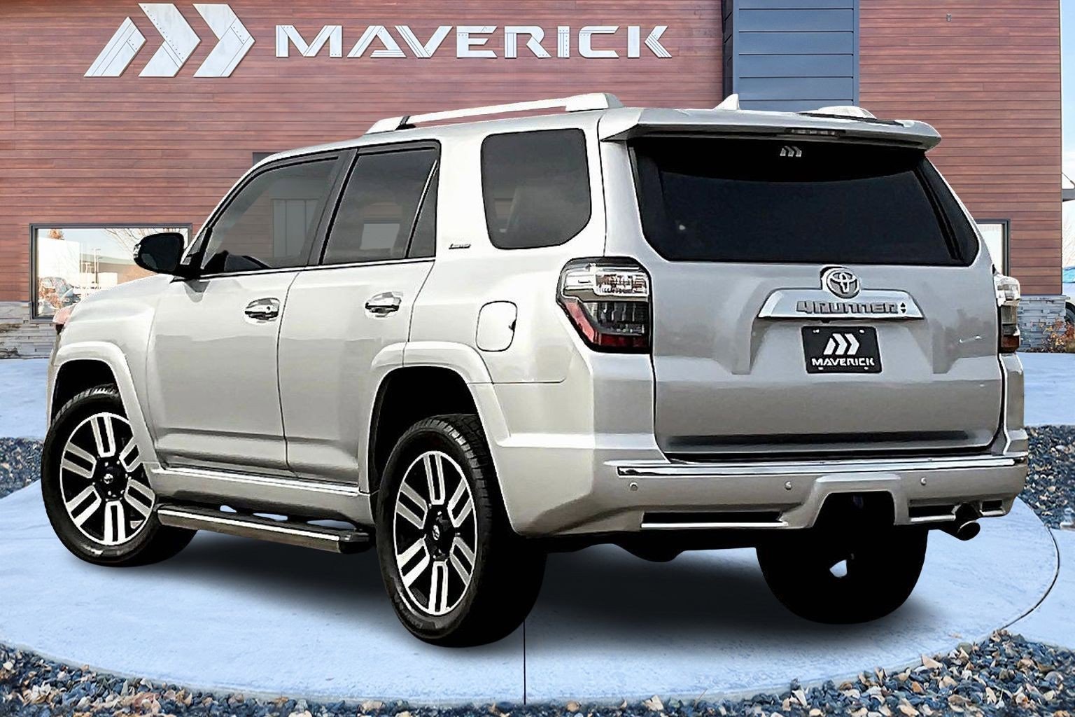 Used 2022 Toyota 4Runner Limited image 4