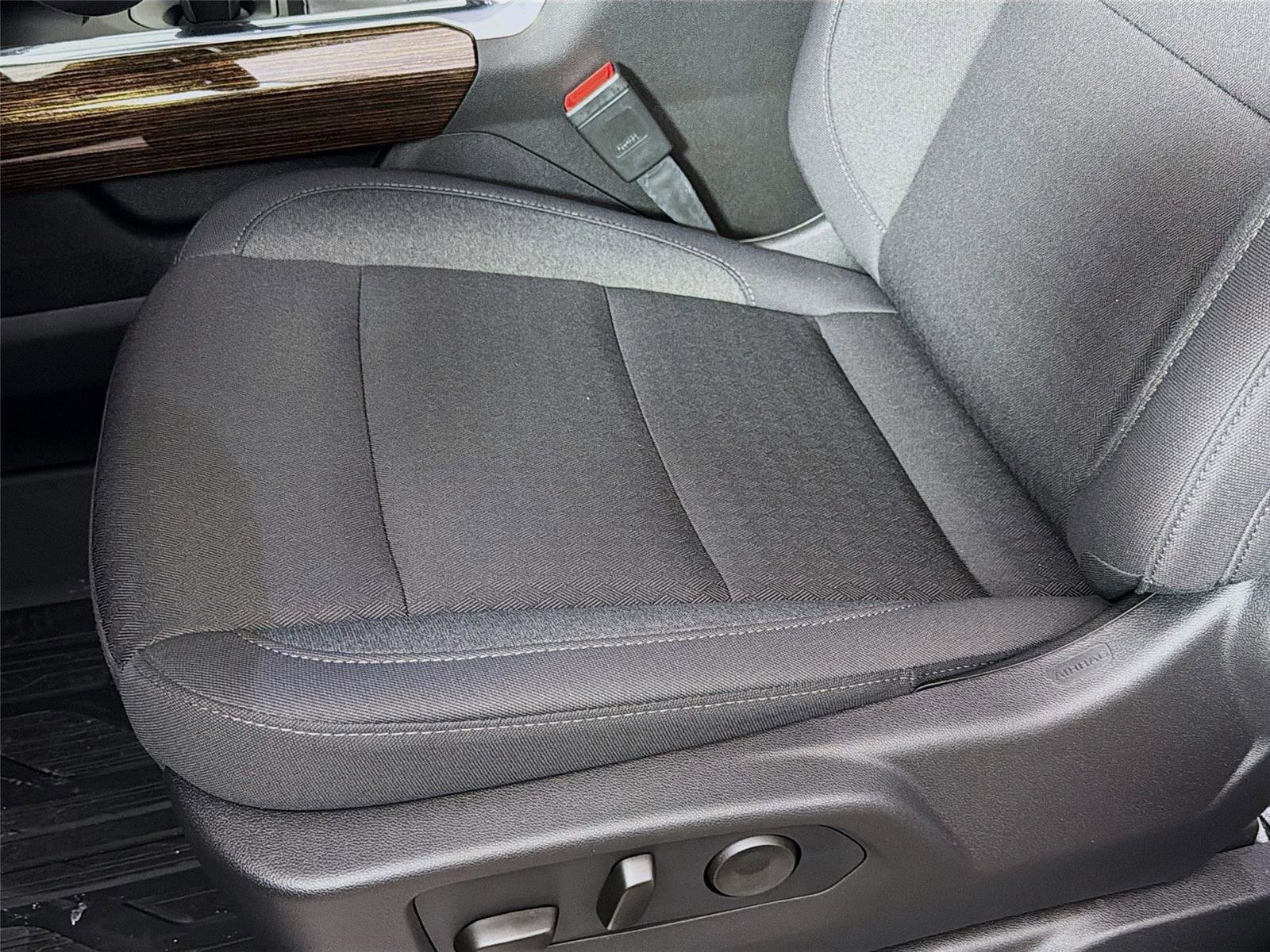 New 2026 GMC Sierra 1500 Elevation image 21