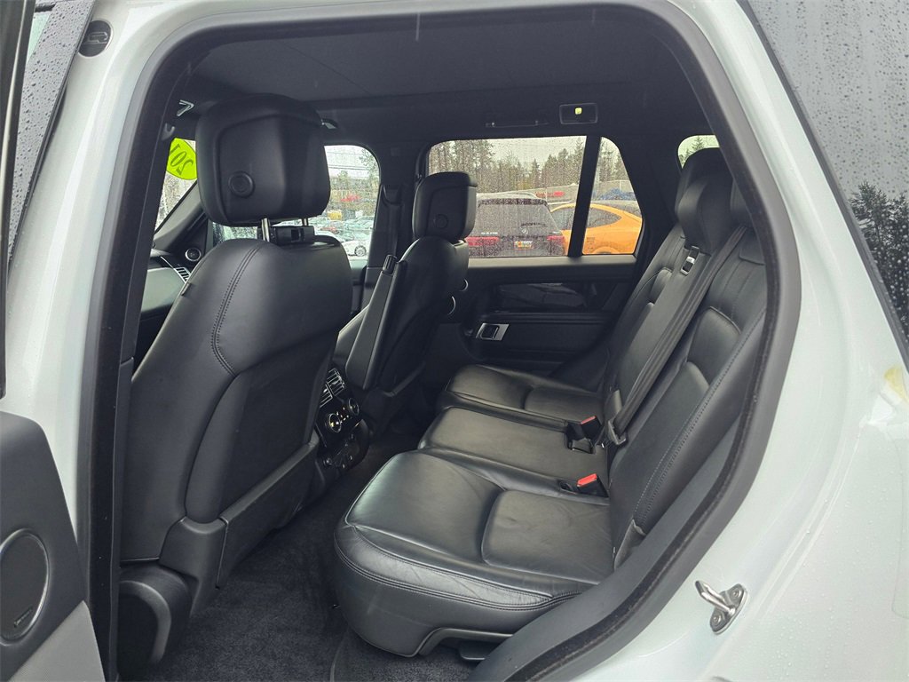 Used 2018 Land Rover Range Rover image 21