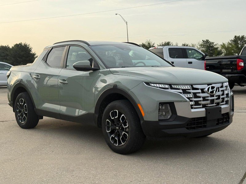 Used 2023 Hyundai Santa Cruz SEL Premium image 8