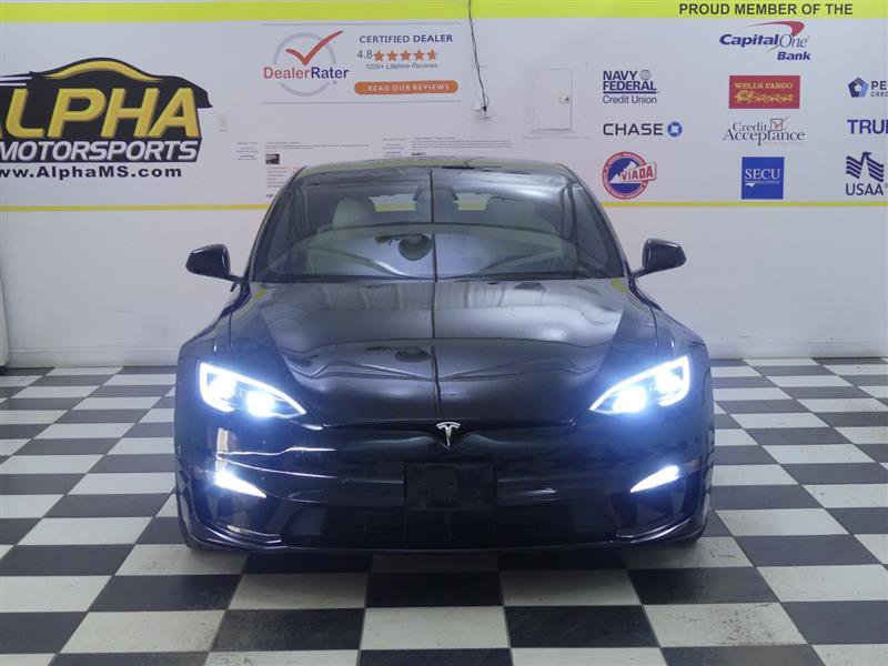 Used 2022 Tesla Model S Plaid image 2