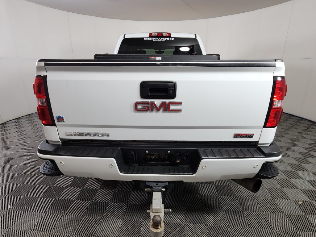 Used 2016 GMC Sierra 2500 SLT w/ Duramax Plus Package AWD/4WD image 6
