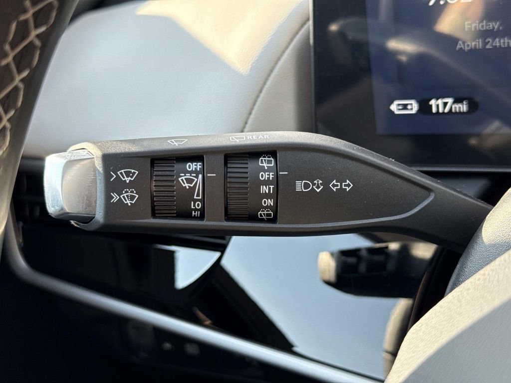 Used 2025 Honda Prologue Touring image 11