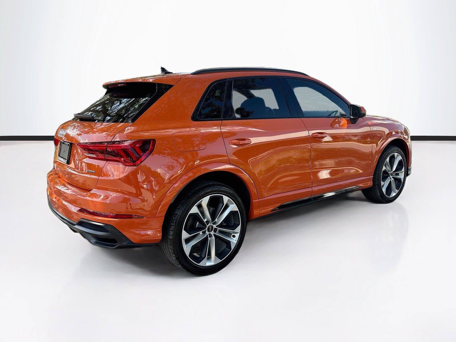 Used 2022 Audi Q3 2.0T Premium Plus AWD/4WD image 7