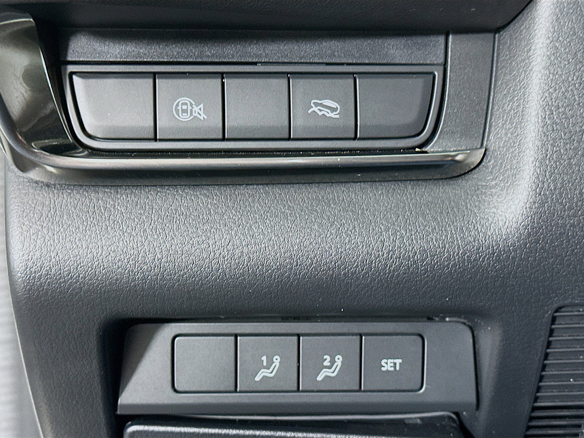 Used 2025 MAZDA CX-30 AWD 2.5 S w/ Preferred Package image 17