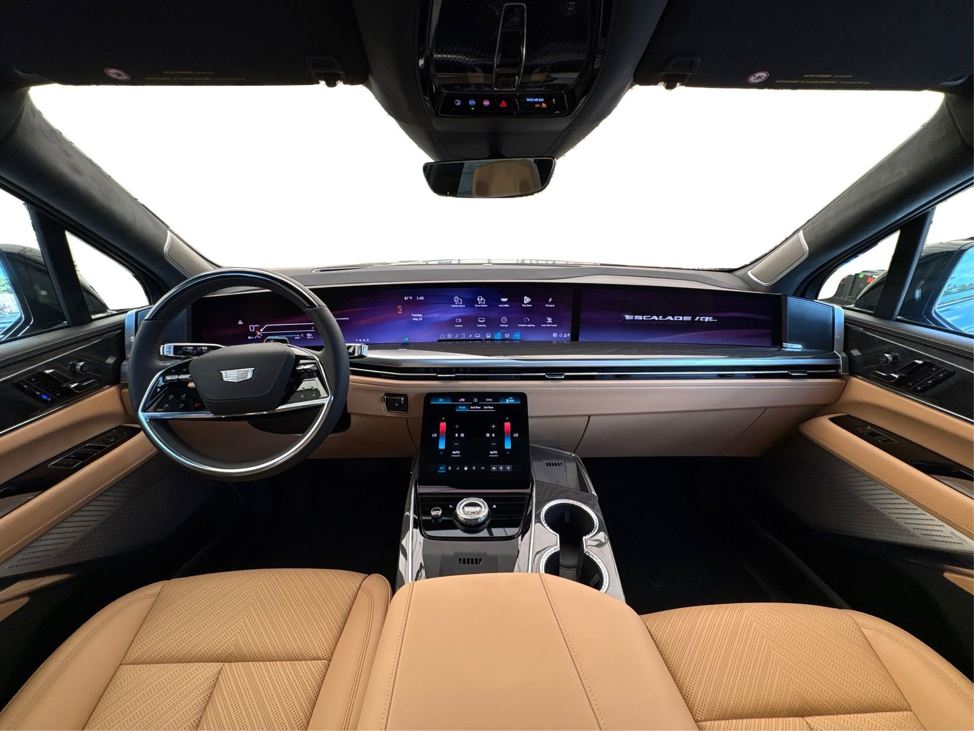 New 2026 Cadillac Escalade IQL Sport 2 w/ LPO, Etrunk Organizer Package AWD/4WD image 23