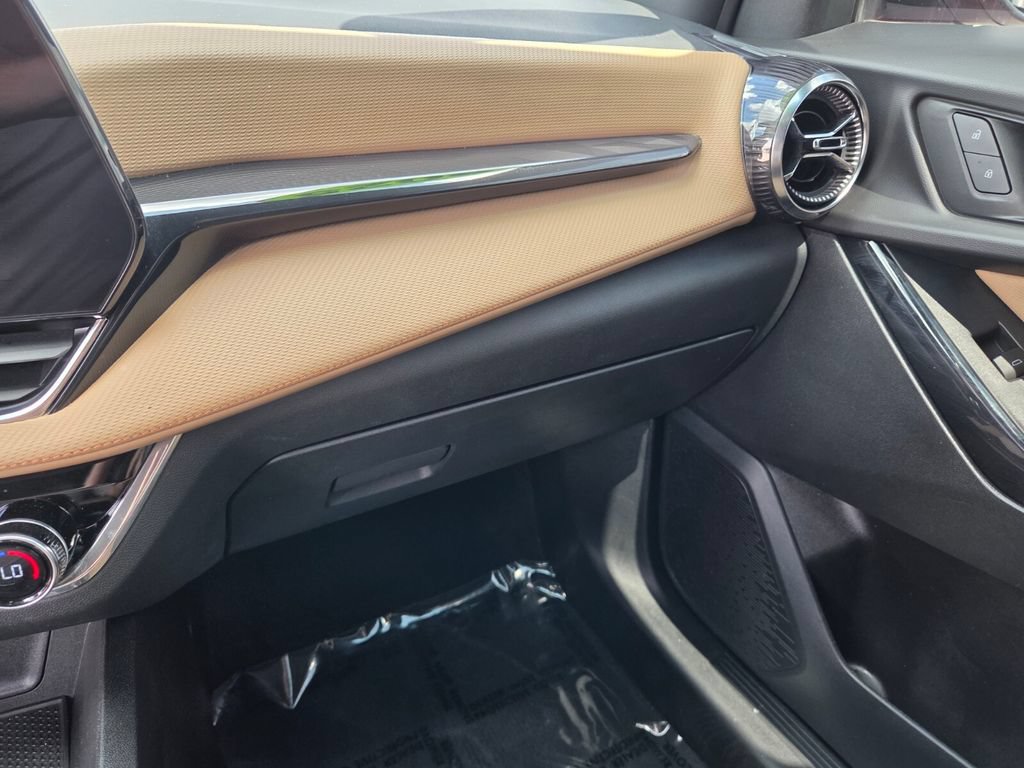 Used 2025 Chevrolet Equinox ACTIV FWD image 27