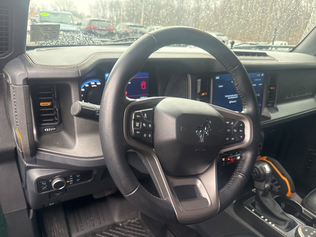 Used 2024 Ford Bronco Badlands image 15