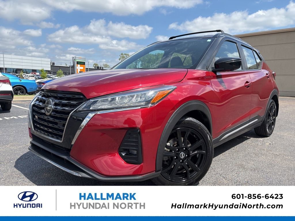 Used 2021 Nissan Kicks SR w/ SR Premium Package FWD image 1