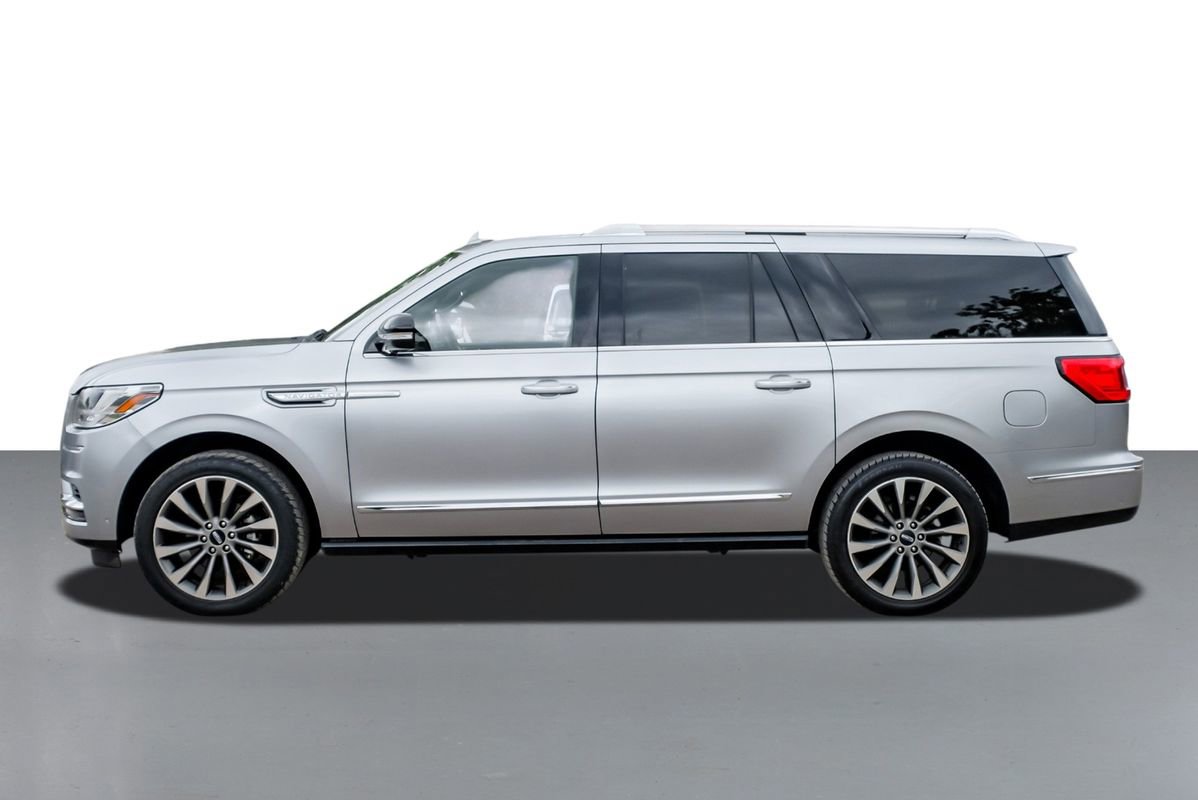 Used 2020 Lincoln Navigator L Reserve image 9