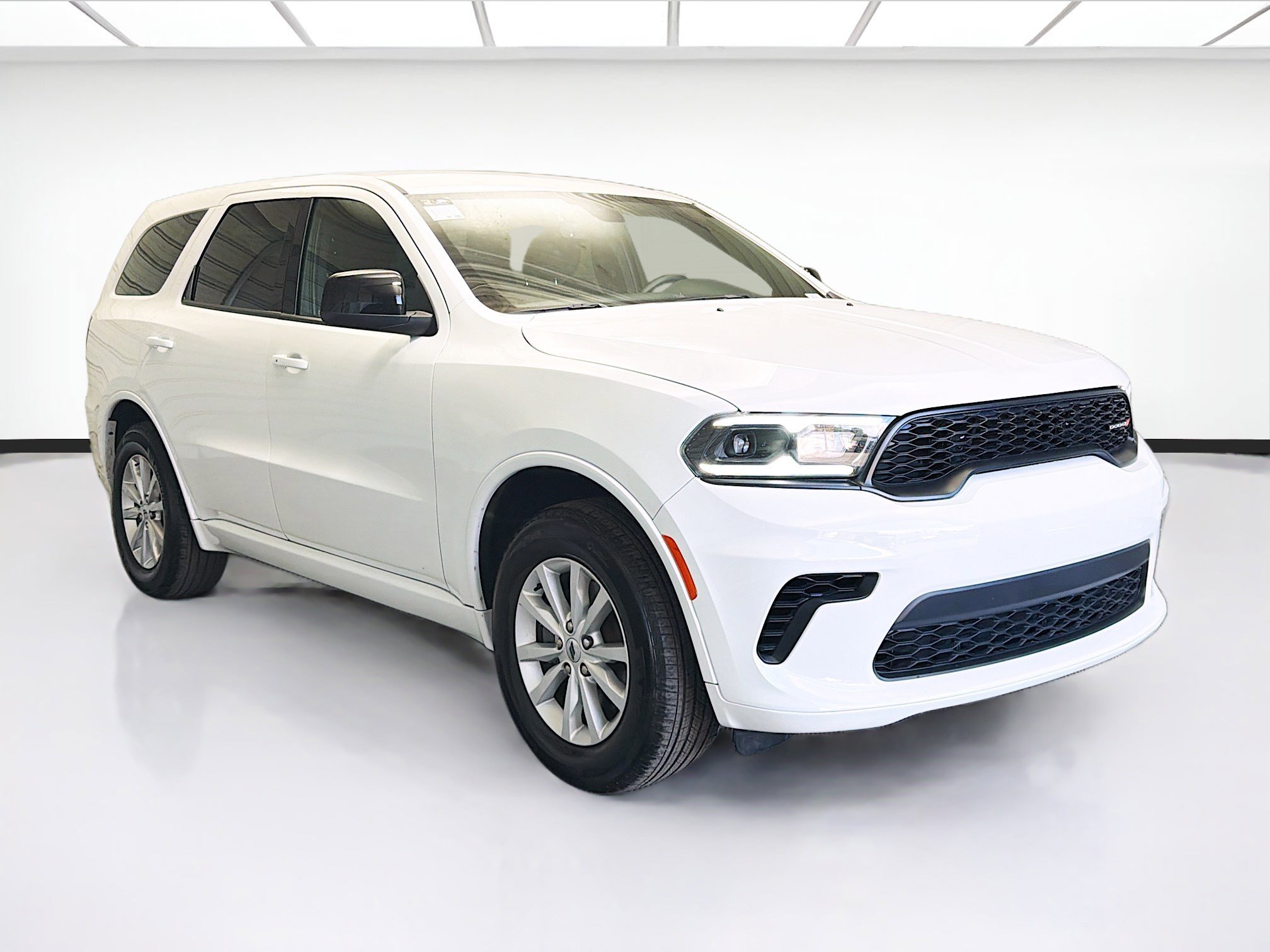 Used 2025 Dodge Durango GT image 3