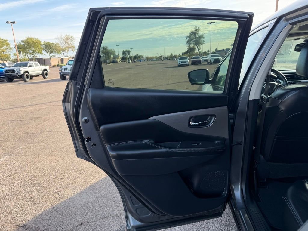 Used 2022 Nissan Murano SL w/ SL Moonroof Package image 24