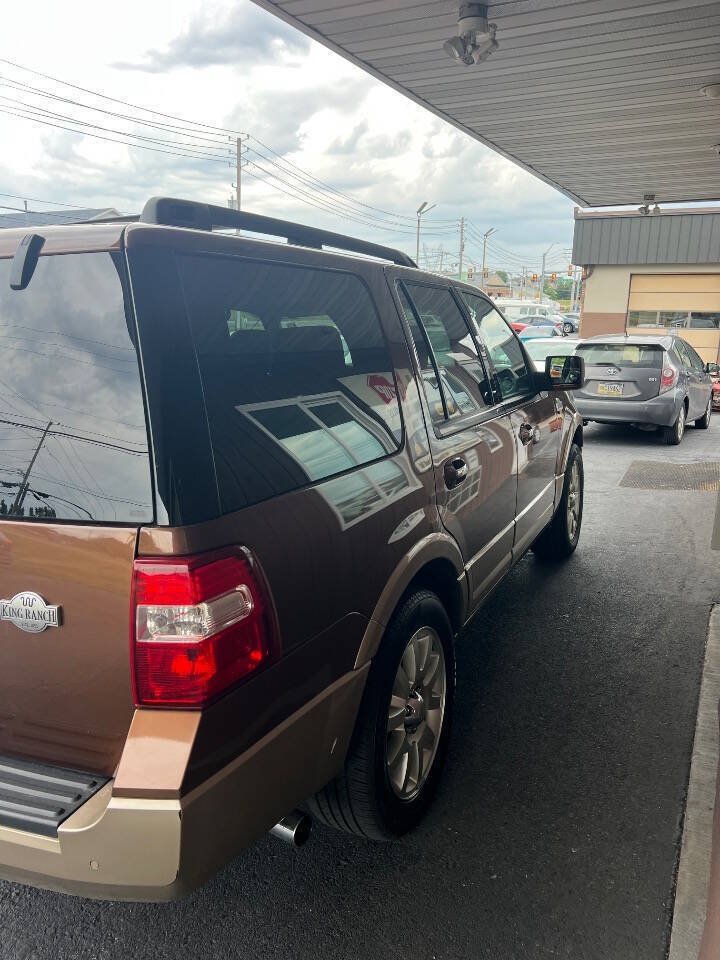 Used 2011 Ford Expedition King Ranch w/ 401A Rapid Spec Order Code AWD/4WD image 4