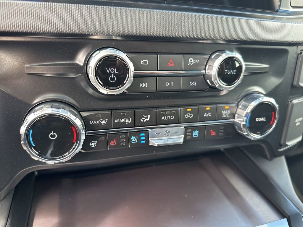 New 2026 Ford F250 Platinum image 35