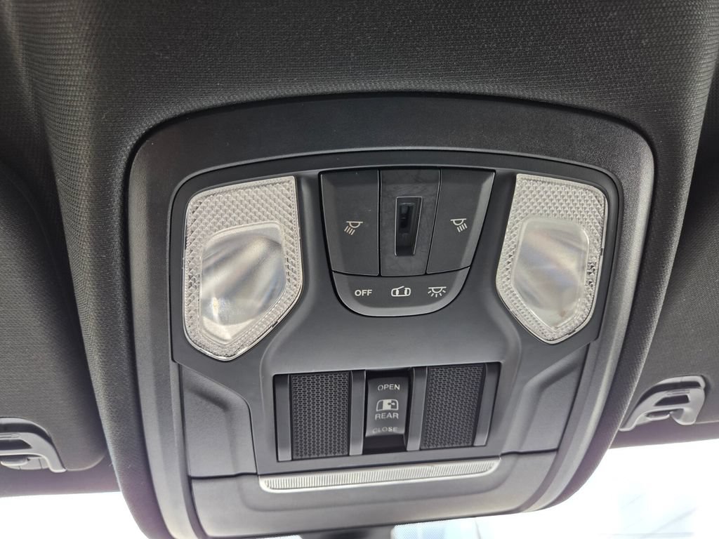 Used 2021 RAM 1500 Big Horn AWD/4WD image 19