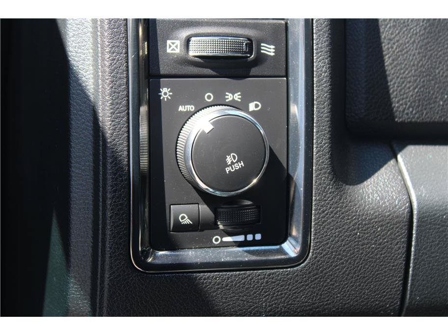 Used 2016 RAM 1500 Sport w/ Convenience Group AWD/4WD image 14