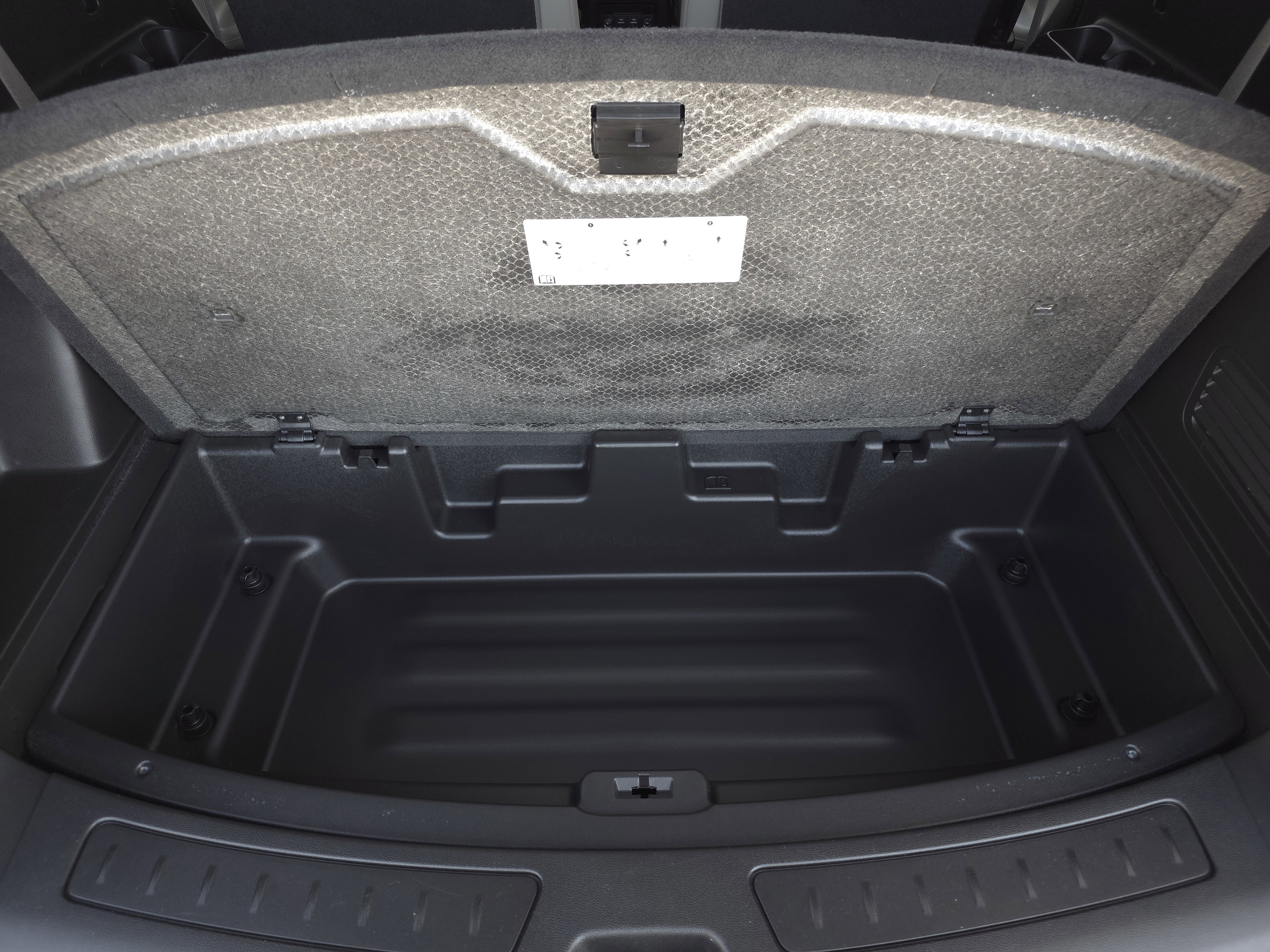 Used 2019 Buick Enclave Essence image 31