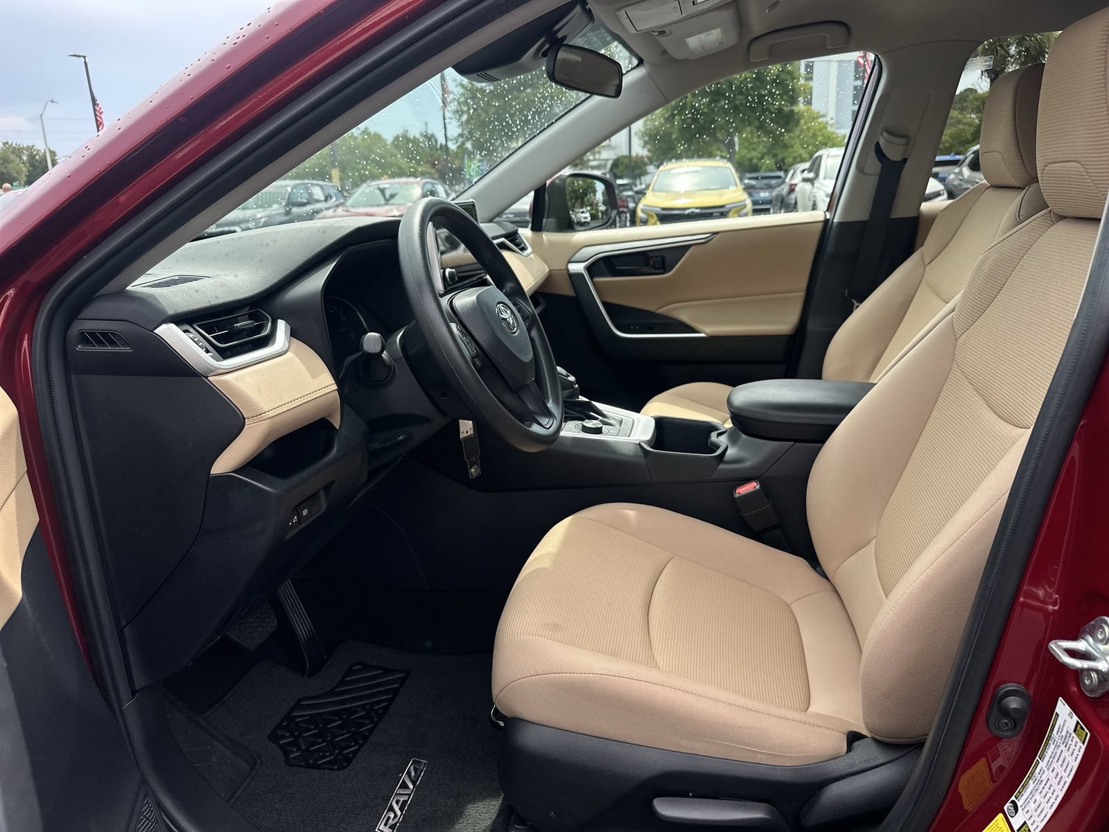 Used 2024 Toyota RAV4 LE AWD/4WD image 16
