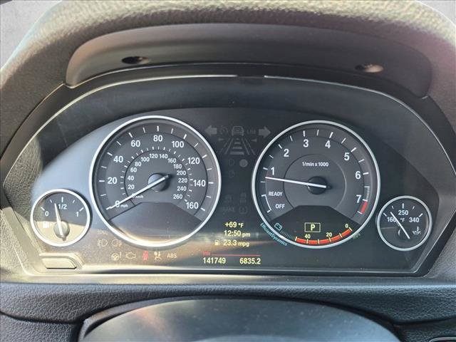 Used 2013 BMW 335i xDrive Sedan w/ Technology Pkg AWD/4WD image 9