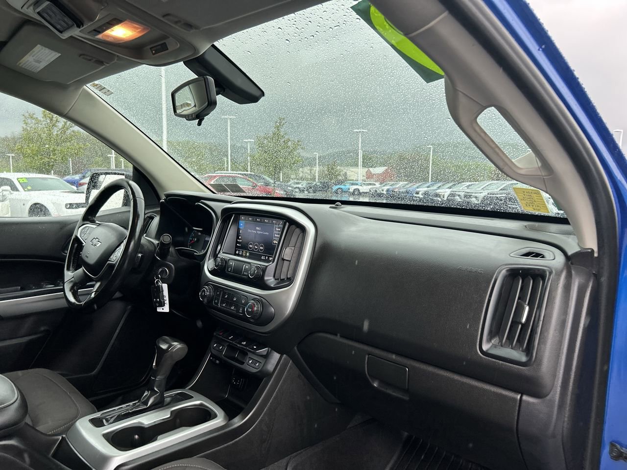 Used 2019 Chevrolet Colorado LT w/ LT Convenience Package AWD/4WD image 17