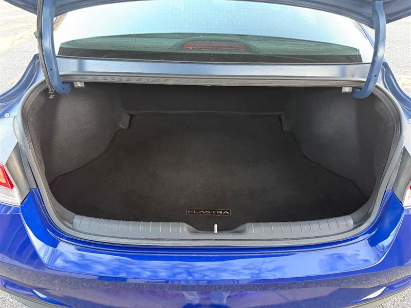 Used 2023 Hyundai Elantra SEL FWD image 24