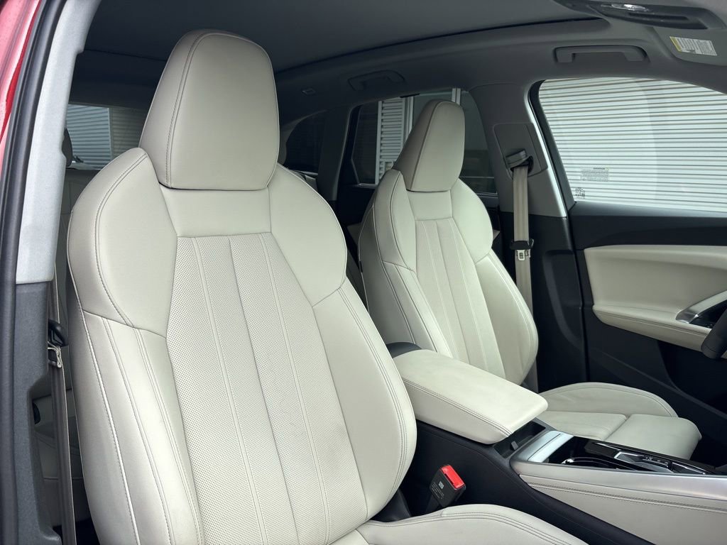 Certified 2025 Audi Q5 Premium Plus w/ Premium Plus image 16