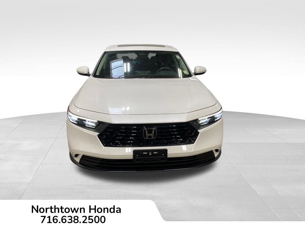Used 2023 Honda Accord EX image 3