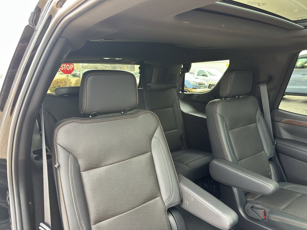 Used 2021 Chevrolet Tahoe High Country w/ Premium Package image 35